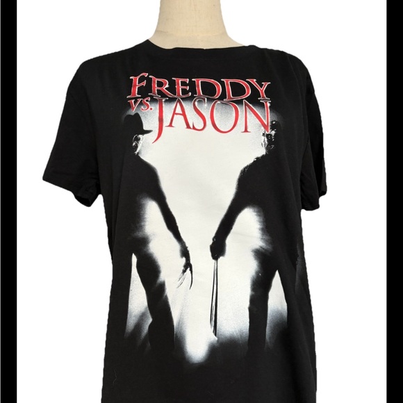 Freddy vs jason large shirt - Picture 2 of 7